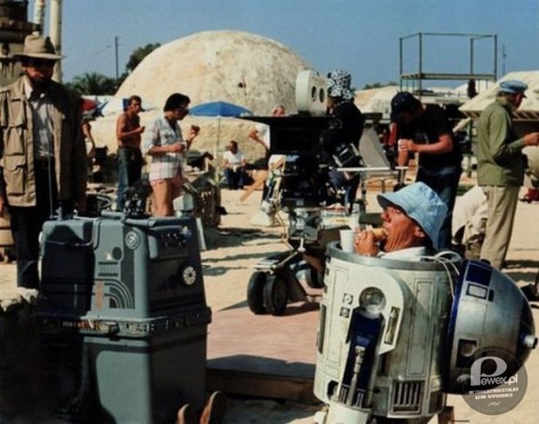 R2-D2 podczas lunchu