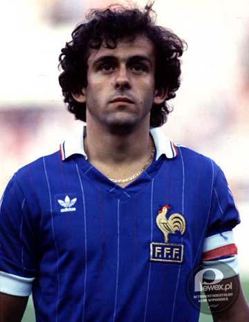 Michel Platini zadebiutował w piłkarskiej reprezentacji Francji, strzelając bramkę w zremisowanym 2:2 meczu z Czechosłowacją