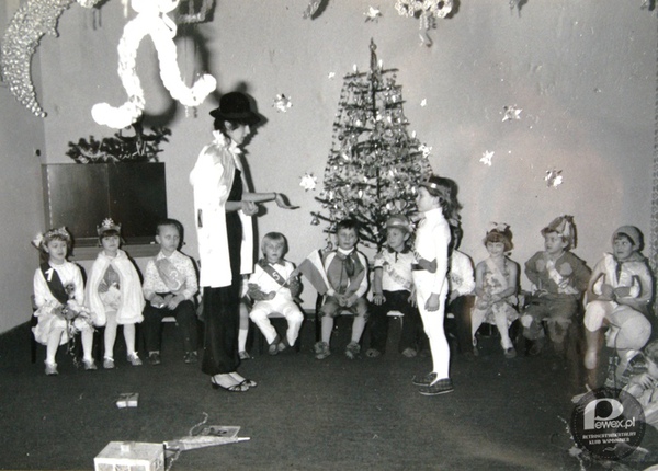 Mikołajkowy bal przebierańców, 1982 r