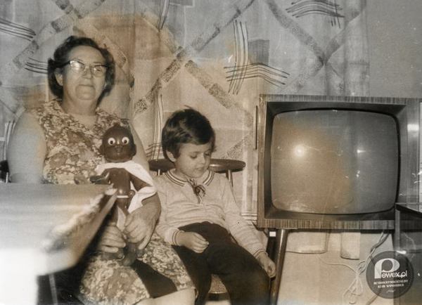 Babcia, ja i telewizor